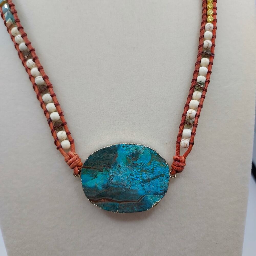 Stone Pendant Necklace Gold Foil Edge Macrame Cord Interwoven Stone Beads to 40"